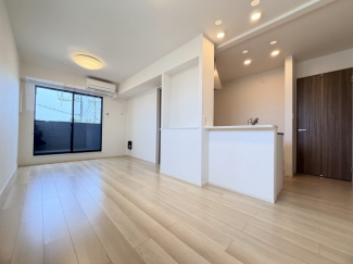 【居間・リビング】