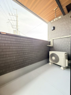 【バルコニー】