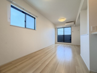 【居間・リビング】