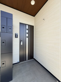 【エントランス】