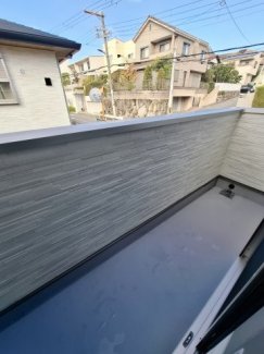 【バルコニー】