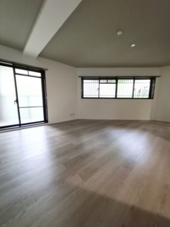 【居間・リビング】