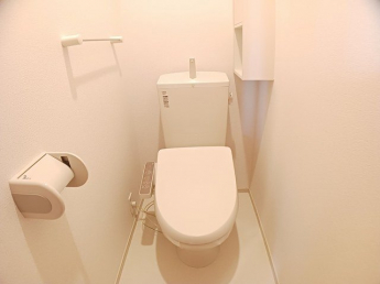 シンプルで使いやすいトイレです