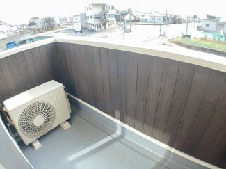 陽当たり良好なバルコニーです