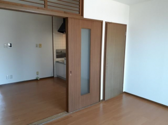 ゆったり過ごせるリビングです