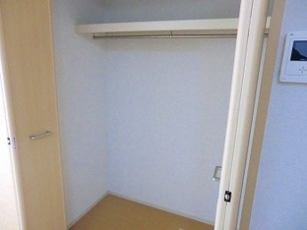 小物を収納するのに便利です