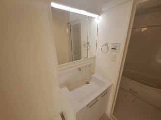 【洗面所】