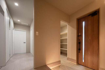 新居浜市政枝町１丁目の新築一戸建ての画像