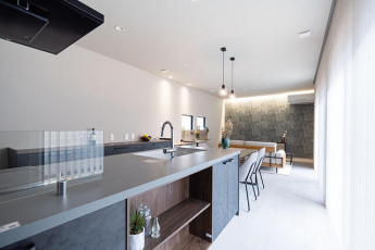 新居浜市政枝町１丁目の新築一戸建ての画像