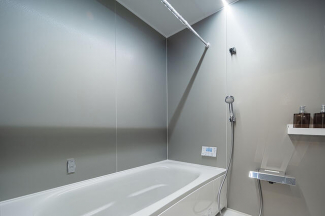 新居浜市政枝町１丁目の新築一戸建ての画像