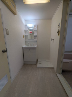 【洗面所】