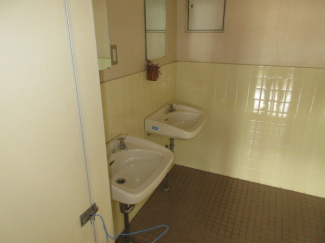 【洗面所】