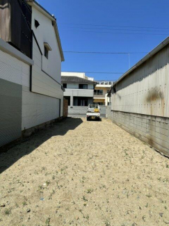 南側正面から撮影した写真です