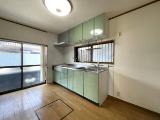 松山市和泉南４丁目の中古一戸建ての画像