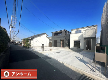 前面道路含む現地写真です