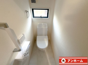 ゆったりとした空間のトイレです
