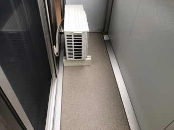 【バルコニー】