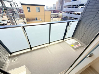【バルコニー】