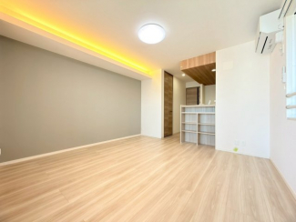 【居間・リビング】