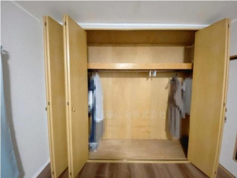 ２階洋室の収納