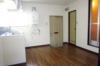 【居間・リビング】