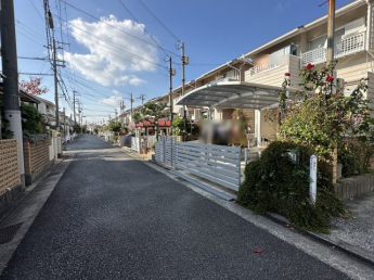 【前面道路含む現地写真】