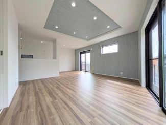 【居間・リビング】