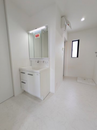 【独立洗面台】