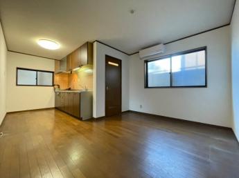 【居間・リビング】