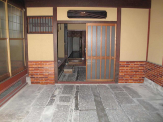 表玄関(約6帖）