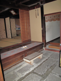 内玄関より座敷