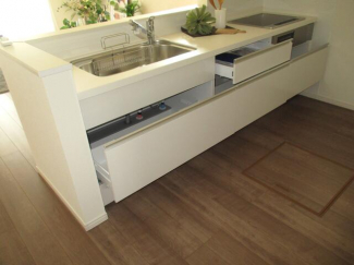 キッチンも収納量も多いです