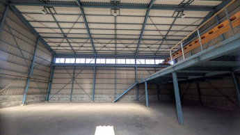 四国中央市寒川町の倉庫の画像