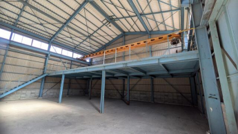 四国中央市寒川町の倉庫の画像