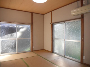 中村４丁目借家（西側）の画像