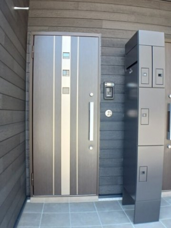 宅配ボックスもあります