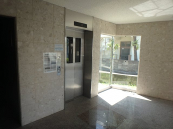 エレベーター完備