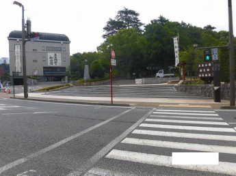 子規記念館　道後公園