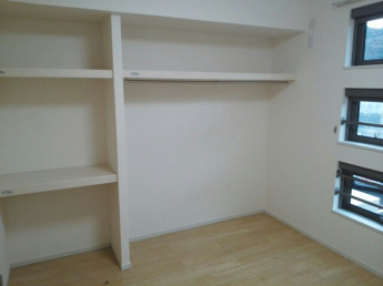 たっぷりとした収納スペースです