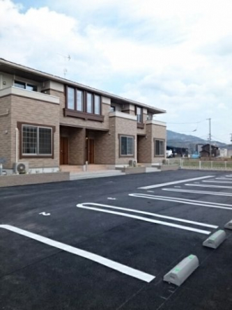 駐車場完備です