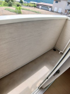 落ち着いた時間を過ごせるバルコニーです