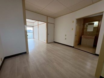 【居間・リビング】