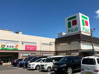 フジ伊予店まで115m