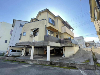 伊予市下吾川の店付住宅の画像