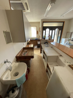 伊予市下吾川の店付住宅の画像