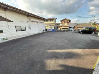 新居浜市萩生の倉庫の画像