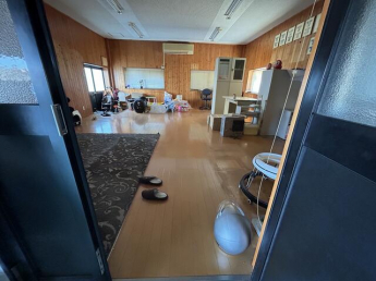 新居浜市萩生の倉庫の画像