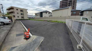 松山市福音寺町の駐車場の画像