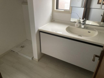 松山市東野５丁目（三井ホームのスムスストック認定物件）の画像