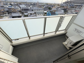 【バルコニー】